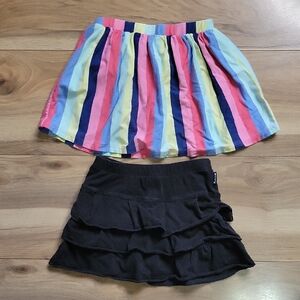 *3/$15* 2 Girls Skorts Size 5T Carters & Childerns Place Stripes & Black Ruffles